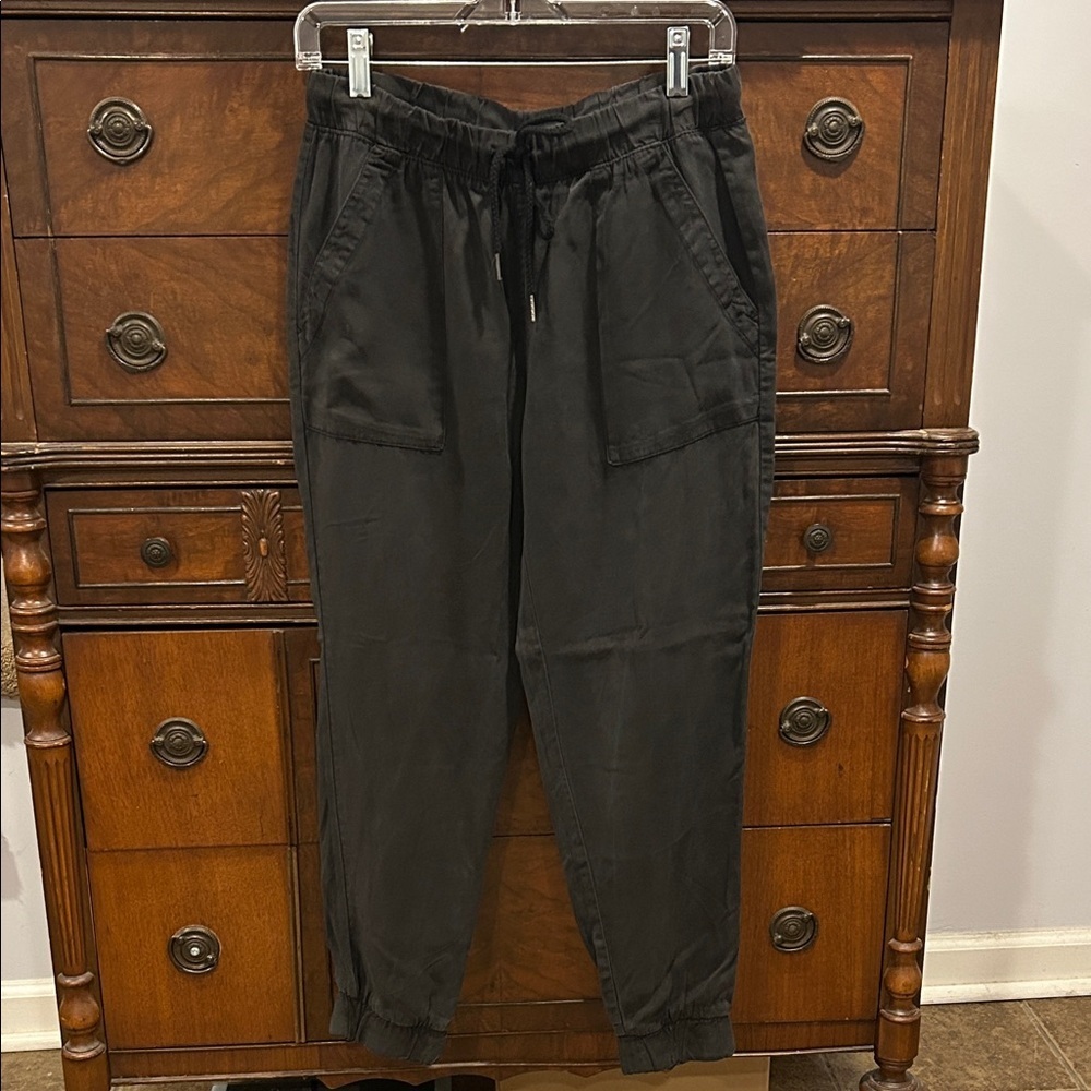 Black Tape Sustainable Joggers Women's Size M Black